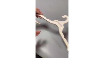 Eco friendly recycled paper pulp stackable hangers1