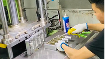 Four-way stainless steel investment casting