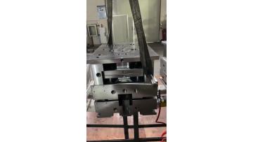 Die casting mold base Opening and closing test