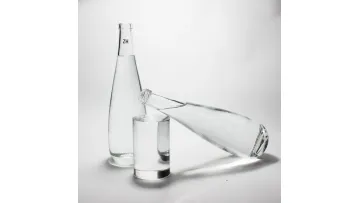Wholesale 330ml 500ml 750 Ml 1L Luxury Water Glass Bottle Feast Wedding Juice Beverage Sparkling Soda Mineral Water Glass Bottle with Cork or Screw Cap1