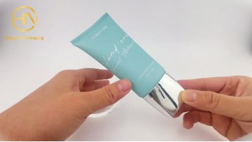 Sunscreen bottle-9