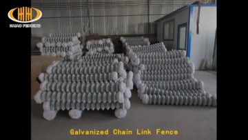top quality cyclone wire fence Philippines with pvc coated1