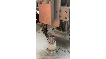 Dispensing foaming