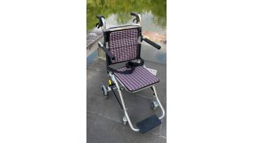 Lightweight Folding Wheelchair