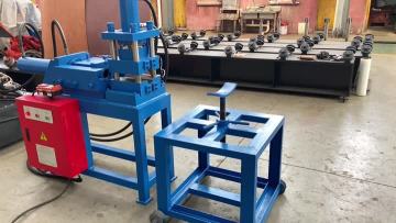Lamp pole reducing machine