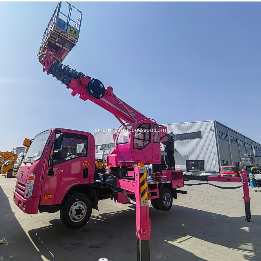 Overhead Working Truck