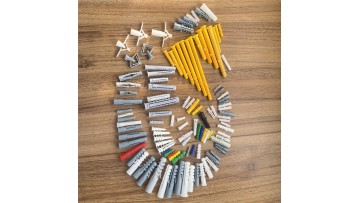 Construction snap injection molding precision mold