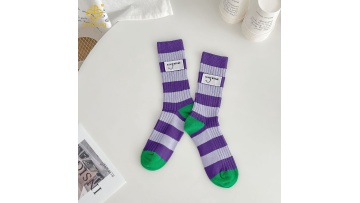 Korean checkered fabric logo with college style socks