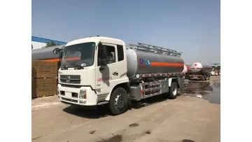 New Arrival Dongfeng 4X2 12.9cbm Petroleum Tanker Truck1