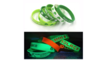 Noctilucent Silicone Bracelet Custom Logo Fashion Design Promotional Silicone Bracelet Silicone Wristband1