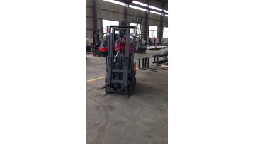 0.8t-1t electric forklift 