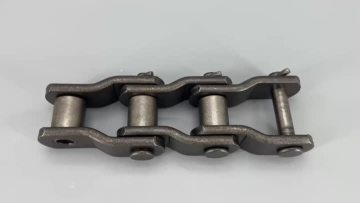 Stacker and reclaimer chain
