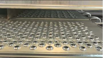 steel plank with hooks