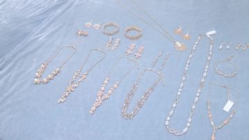 Sumando 2022 costume new arrivals shiny choker necklace for women  jewellery1