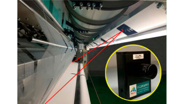 Camera device used on warp knitting machine