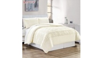 Luxury embroidery 7 piece comforter set bedding microfiber 90SM 120GSM king queen size comforter sets bedding1