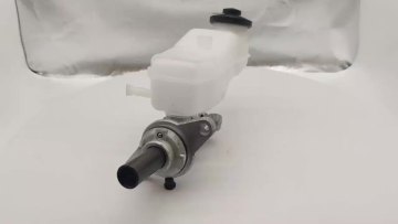 Brake master cylinder OEM 47201-12A80 47201-12A90 for Toyota1