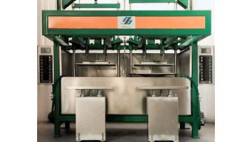 Dry pressing molding customers in production.