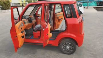 Stylish Full-shed Tricycle for Urban Mobility
