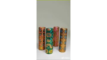 Small lipstick tube 1