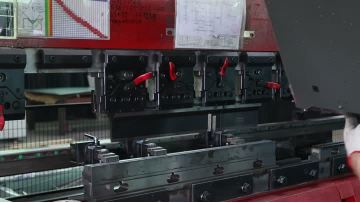 Bending machine operation details video