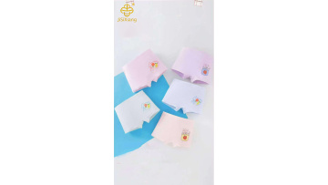 Cute Cartoon Printed Girls' Flat Corner Underwear