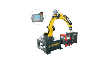 Arc welding robot station