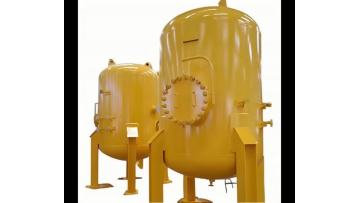 Vertical storage tank