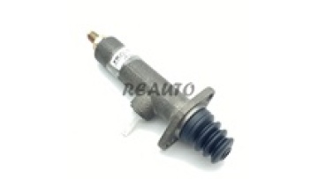 OEM KG2397117 3952543 Clutch Master Cylinder for Volvo F FL Truck Spare Parts1