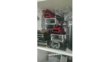 Sandblasted and anodized aluminum enclosure for battery and controller1