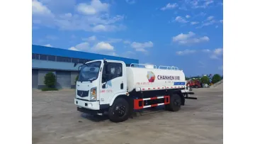 New Arrival Dongfeng 4X2 9.21cbm Eco-Friendly Watering Truck1
