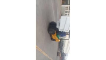 3.5 Ton forklift Inverta Push Clamps.mp4