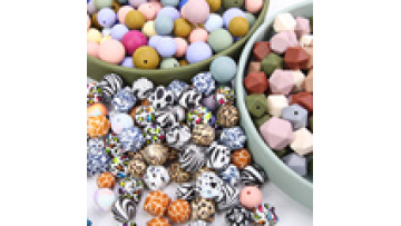 Wholesale BPA Free 9mm 12mm 15mm 19mm Bulk Baby Chewable Teething Alphabet Letter Other Loose Beads Silicone Beads1