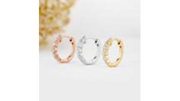 VVS Lab Grown Diamond Hoop Earrings in 14K Gold - Luxury High-Quality Jewelry for Women1