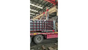 320T VERTICAL BALER
