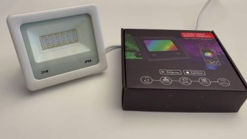 Hot Sale 20W IP66 Waterproof Outdoor Color Changing RGB APP Smart Flood Light Music Sync Led Stage Landscape Light1