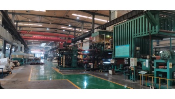 Layered belt conveyor workshop