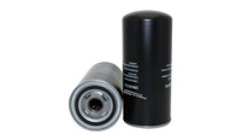 China Factory diesel engine parts oil filter FHU704 B7180  0031844201 WD131454 LF16245 for truck  filter diesel1