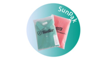 frozen plastic clothing packing bag zip foil frosted ziplock bag heart shape plastic heavy duty storage bag for clothes1