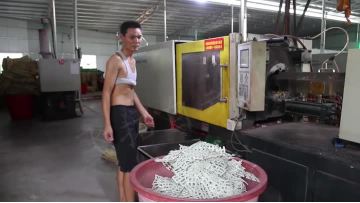 Injection Molding Machine