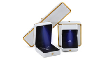 Han Hong factory wholesale luxury jewelry box organizer Bracelet necklace earrings ring with light white led jewelry box1