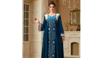 Winter Ethnic  Islamic Clothing Long Dress Iraqi Velvet Abaya Luxury Embroidery Muslim Women's Dresses Party Wear1