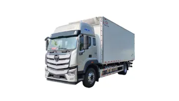 New Arrival Foton 4X2 6.8m 300HP Refrigerated Truck1