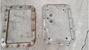  wiper mounting plate constitutes the bottom plate