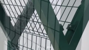 Airport fence 01