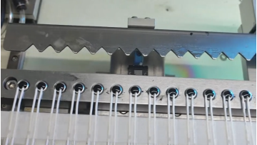 The vision dispensing machine operates continuously and outputs a stable output.