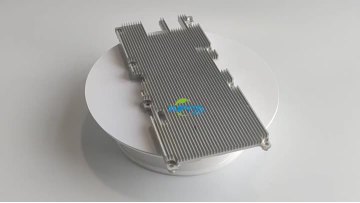 Large heatsink plates with cutting shapes