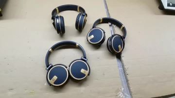 earphone video