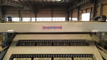 Automatic 180 Mould Tilting Demoulding