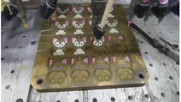 Cartoon charms dispensing machine